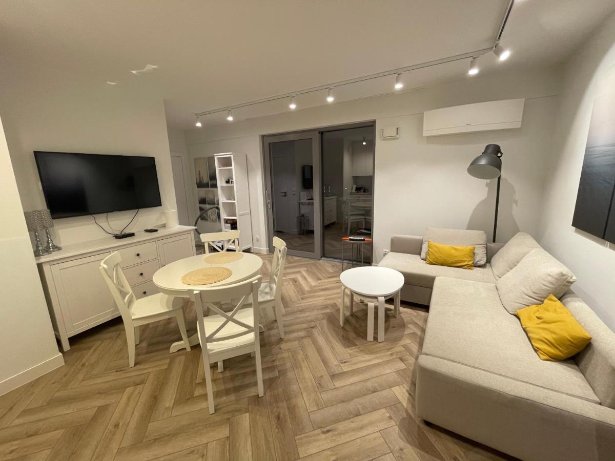 ミエンジズドロイェBalticus Apartament 2 Pokoje, 5-Pietro, Klimatyzacja, Widok Na Morze, Duzy Balkon, Garaz, Internetアパートメント エクステリア 写真
